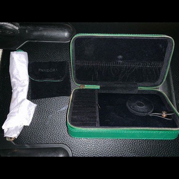 Pandora Travel Jewellery Case - Picture 6 of 7